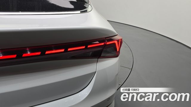 Kia K5 (III) 2.0 Noblesse 2021 — фото 23