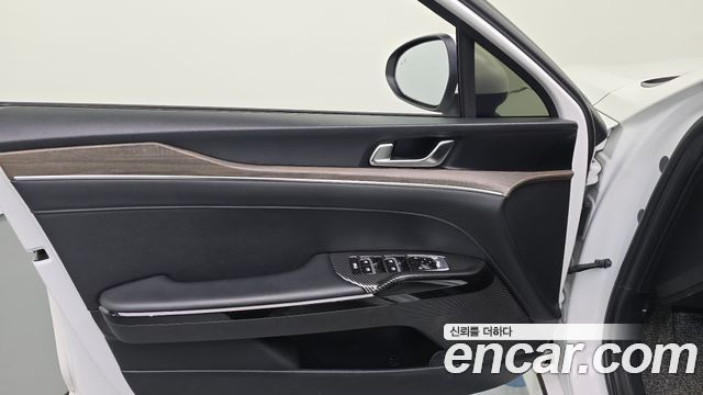 Kia K5 (III) 2.0 Noblesse 2021 — фото 24