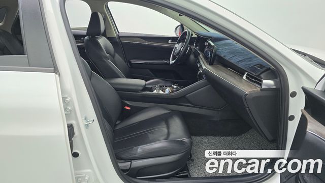 Kia K5 (III) 2.0 Noblesse 2021 — фото 26