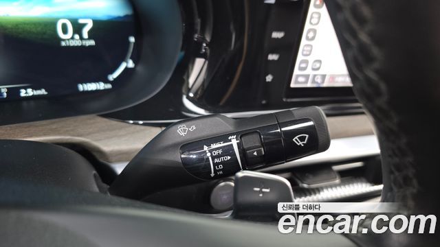 Kia K5 (III) 2.0 Noblesse 2021 — фото 28