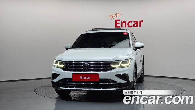 Volkswagen Tiguan (II) 2.0 TDI 4Motion Prestige 2023 — фото 3