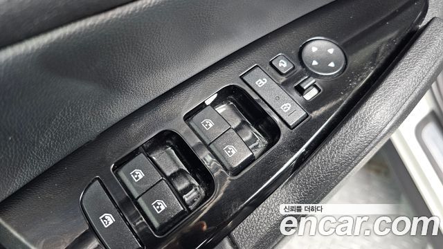 Kia Sportage (V) Gasoline 1.6 Turbo 2WD Signature 2024 — фото 28