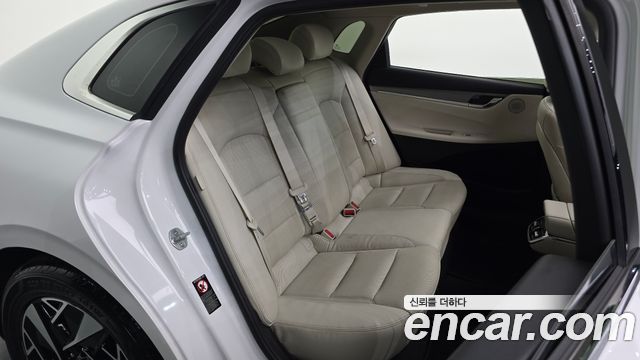 Hyundai Grandeur Hybrid (IG) Le Blanc 2022 — фото 12
