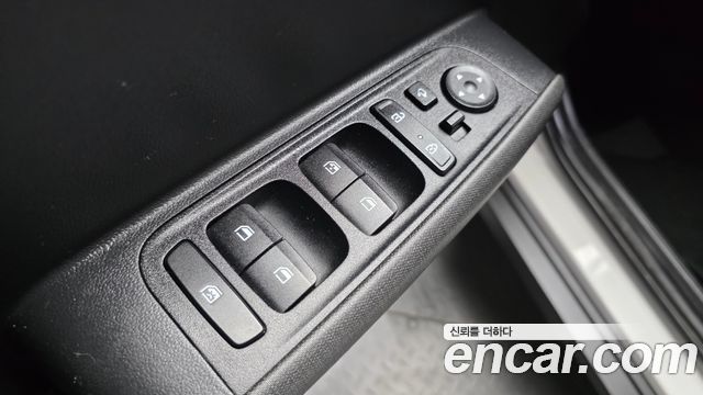 Hyundai Casper Inspiration 2023 — фото 13