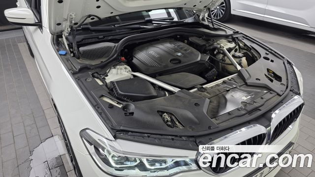 BMW 5 Series (G30) 520d M Sport Package Plus 2018 — фото 6