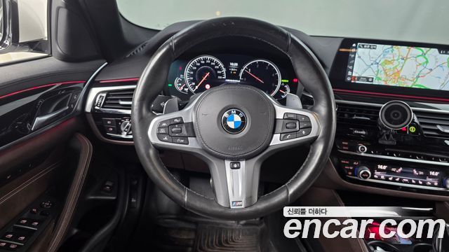 BMW 5 Series (G30) 520d M Sport Package Plus 2018 — фото 17