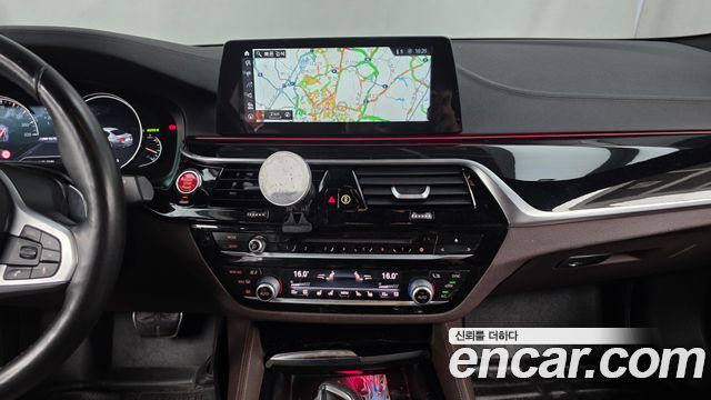 BMW 5 Series (G30) 520d M Sport Package Plus 2018 — фото 18