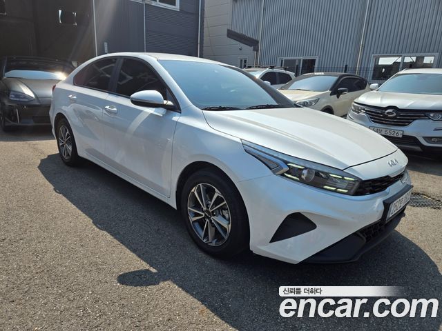 Kia K3 (II) 1.6 Prestige 2024 — фото 23