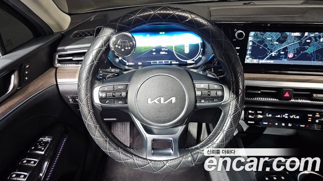 Kia K5 (III) 1.6 Turbo Signature 2023 — фото 13