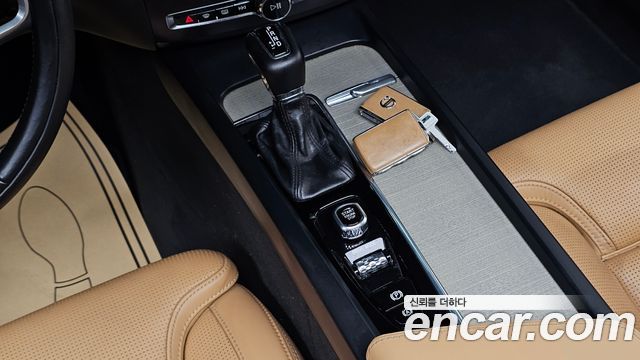 Volvo XC60 (II) T6 Inscription 2018 — фото 9