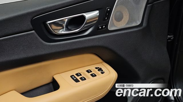 Volvo XC60 (II) T6 Inscription 2018 — фото 23