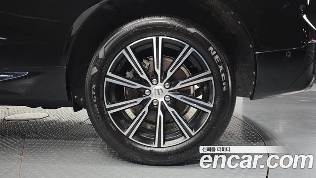 Volvo XC60 (II) T6 Inscription 2018 — фото 27