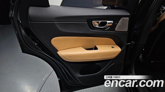 Volvo XC60 (II) T6 Inscription 2018 — фото 31