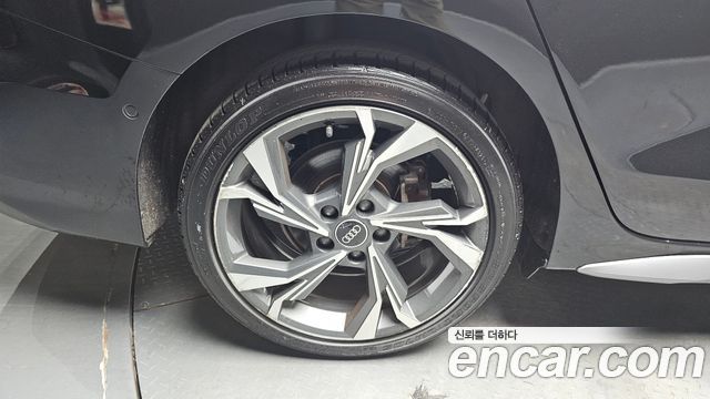 Audi A3 (8Y) 40 TFSI Premium 2022 — фото 5