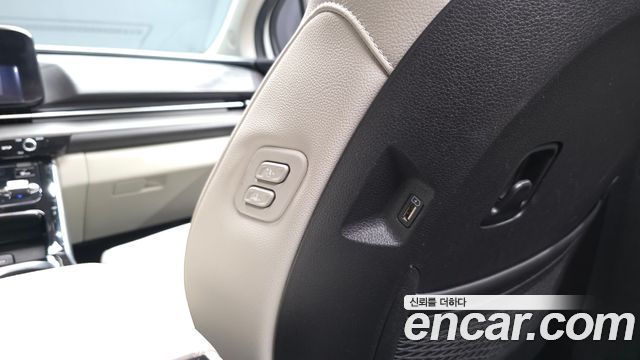 Kia Carnival (IV) Diesel 9-Seater Signature 2021 — фото 32