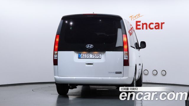 Hyundai Staria HEV 1.6T Cargo 5-Seater Modern 2026 — фото 4