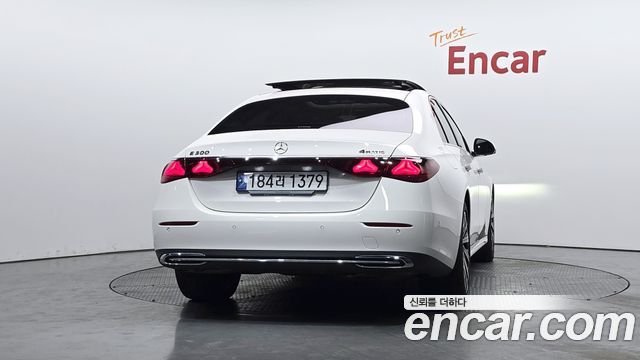 Mercedes-Benz E-Class (W214) E300 4MATIC Exclusive 2024 — фото 4