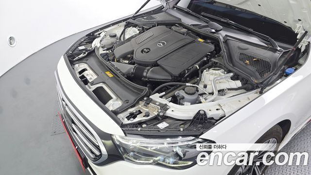 Mercedes-Benz E-Class (W214) E300 4MATIC Exclusive 2024 — фото 6