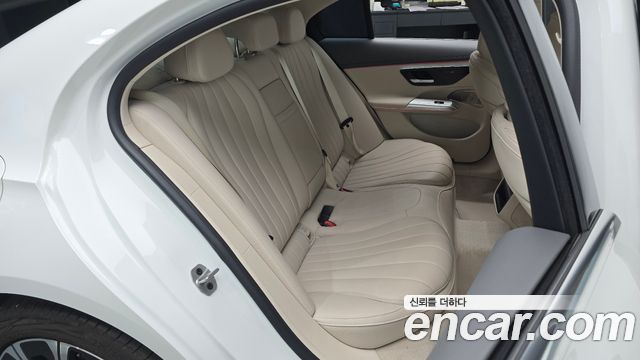 Mercedes-Benz E-Class (W214) E300 4MATIC Exclusive 2024 — фото 11