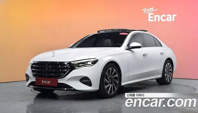 Mercedes-Benz E-Class (W214) E300 4MATIC Exclusive