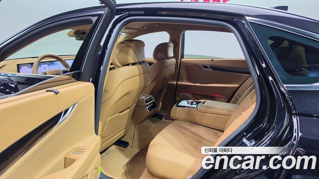 Genesis G80 (RG3) Gasoline 2.5 Turbo AWD 2025 — фото 11