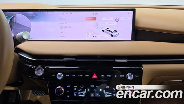 Genesis G80 (RG3) Gasoline 2.5 Turbo AWD 2025 — фото 12