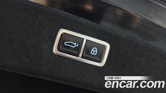Genesis G80 (RG3) Gasoline 2.5 Turbo AWD 2025 — фото 16