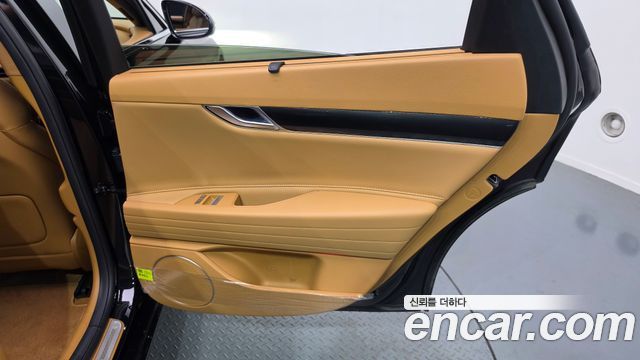 Genesis G80 (RG3) Gasoline 2.5 Turbo AWD 2025 — фото 25