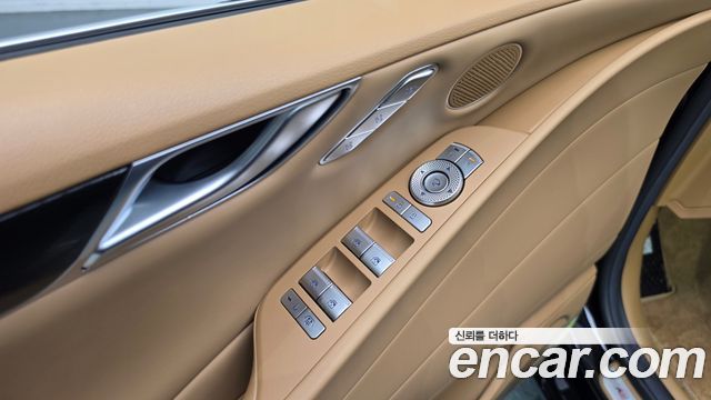 Genesis G80 (RG3) Gasoline 2.5 Turbo AWD 2025 — фото 27