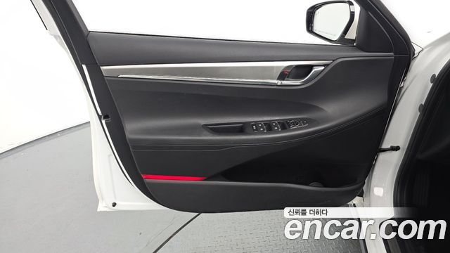 Hyundai Grandeur (IG) 2.5 Le Blanc 2022 — фото 24