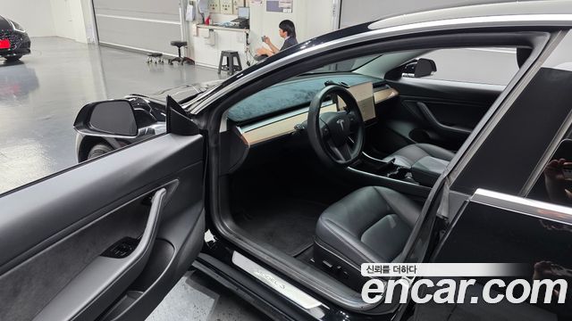 Tesla Model 3 Long Range AWD 2020 — фото 10