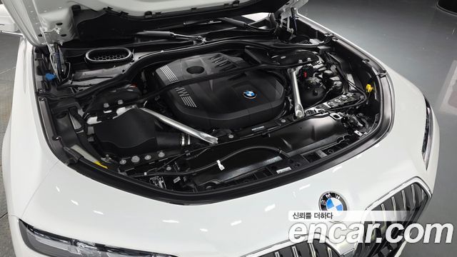 BMW 7 Series (G70) 740i xDrive M Sport 2024 — фото 6