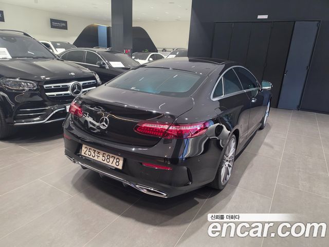 Mercedes-Benz E-Class (W213) E300d 4MATIC Coupe 2023 — фото 2
