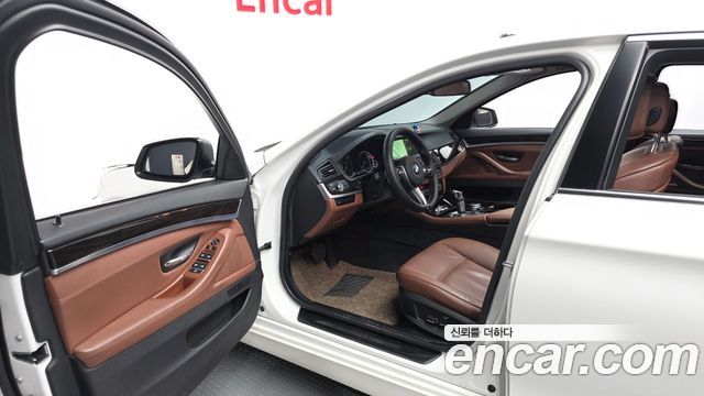 BMW 5 Series (F10) 520d 2013 — фото 10