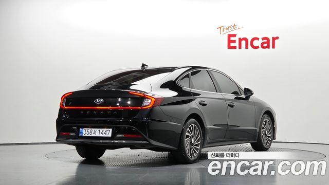 Hyundai Sonata Hybrid (DN8) Premium Plus 2022 — фото 2
