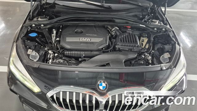 BMW 1 Series (F40) 120i M Sports 2024 — фото 6