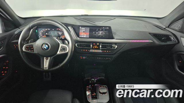 BMW 1 Series (F40) 120i M Sports 2024 — фото 7