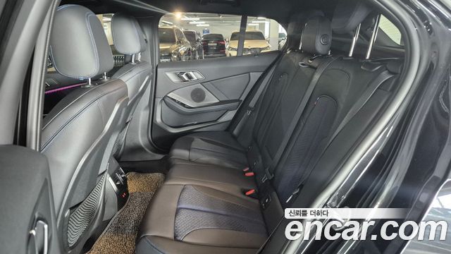 BMW 1 Series (F40) 120i M Sports 2024 — фото 10