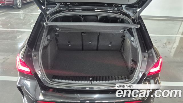 BMW 1 Series (F40) 120i M Sports 2024 — фото 24