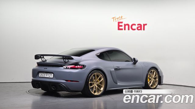 Porsche 718 Cayman 4.0 GT4 2023 — фото 2