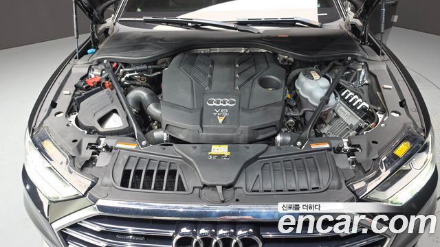 Audi A8 (D5) 55 TFSI Quattro LWB 2021 — фото 6