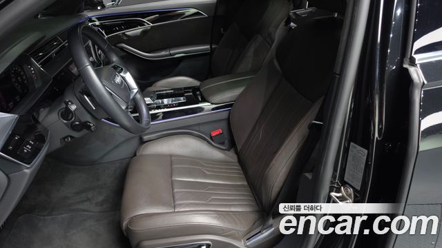 Audi A8 (D5) 55 TFSI Quattro LWB 2021 — фото 10