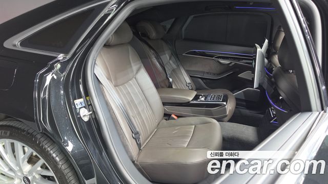 Audi A8 (D5) 55 TFSI Quattro LWB 2021 — фото 11