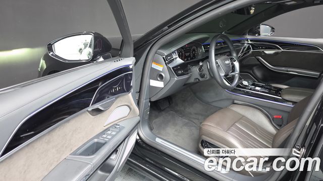 Audi A8 (D5) 55 TFSI Quattro LWB 2021 — фото 19