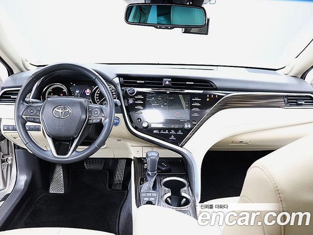 Toyota Camry (XV70) 2.5 XLE Hybrid 2018 — фото 7