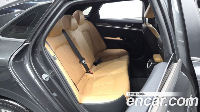 Kia K5 (III) 2.0 Noblesse 2021 — фото 11