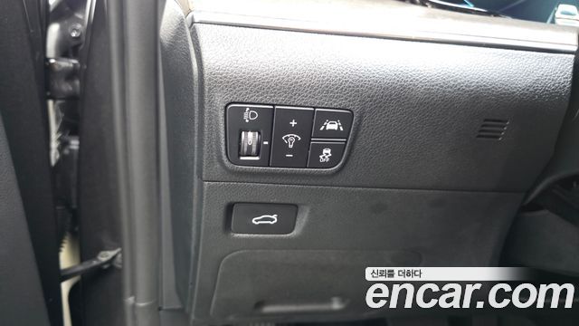 Kia K5 (III) 2.0 Noblesse 2021 — фото 29