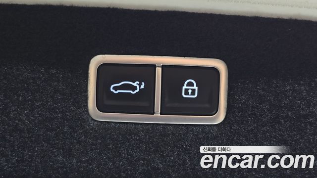 Genesis G90 (RS4) Gasoline 3.5 Turbo AWD 2022 — фото 19