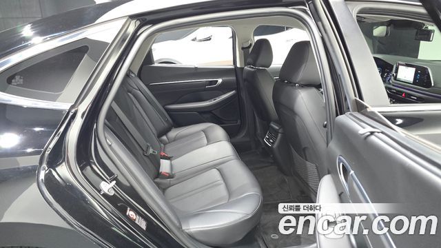 Hyundai Sonata Hybrid (DN8) Premium Plus 2023 — фото 11