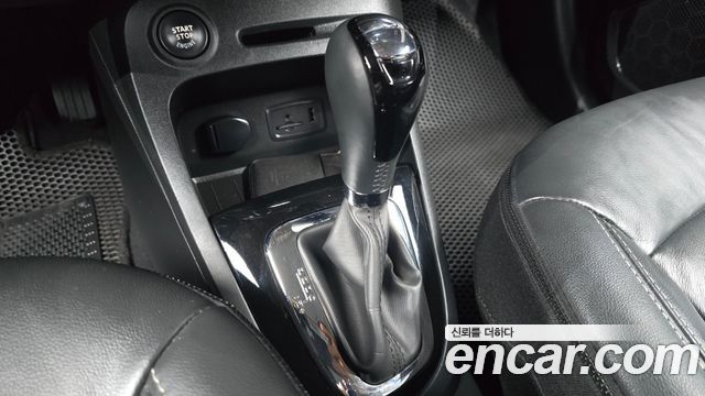 Renault Korea QM3 RE 2015 — фото 9